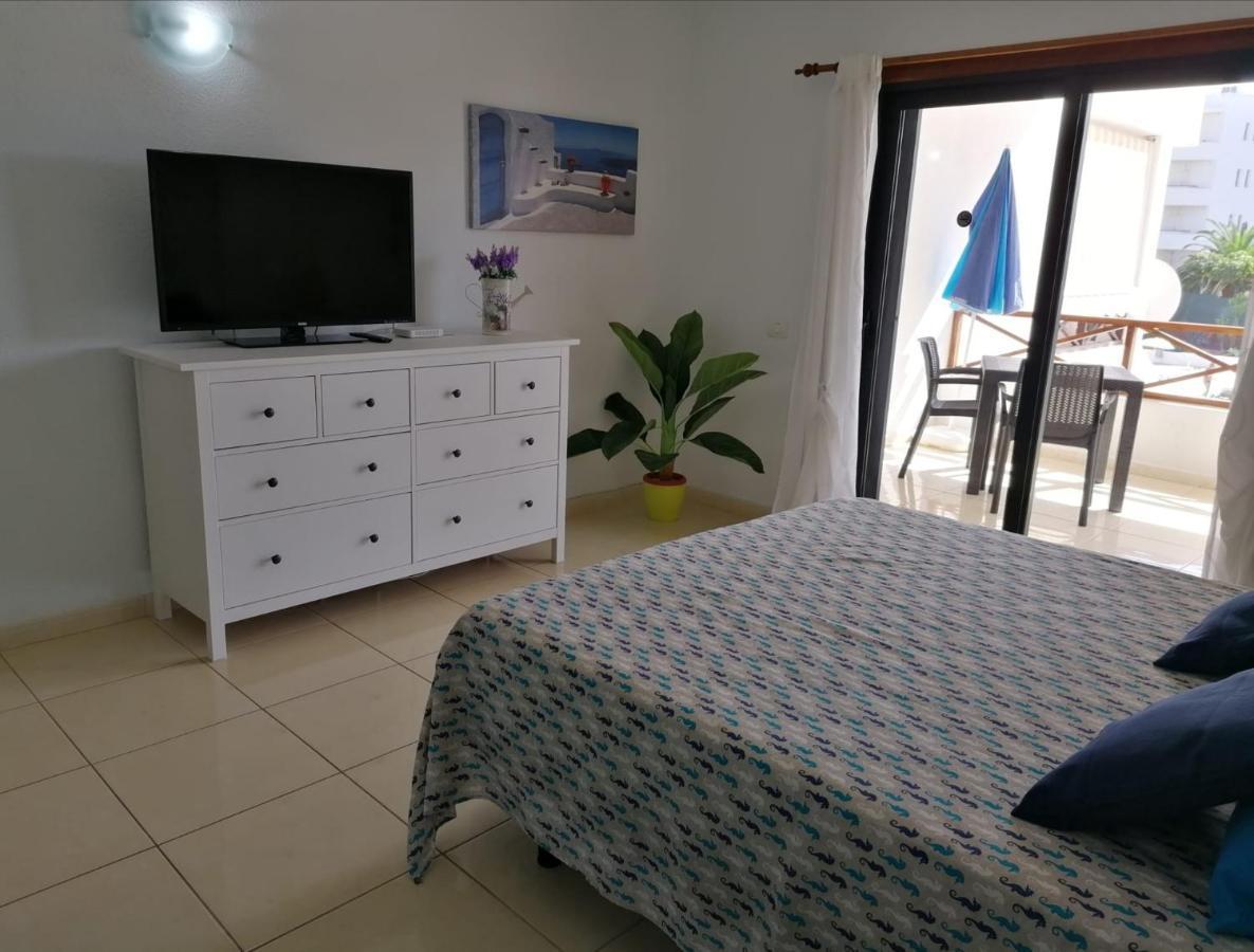 Large Studio Apartment With Lovely Terrace And Wifi Los Cristianos  Exterior photo